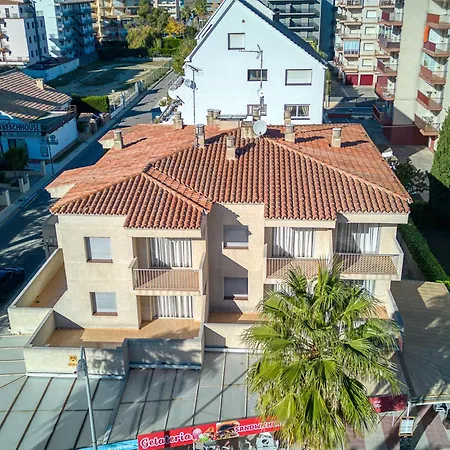 Mismar-5 By Interhome * Roses